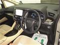 2016 Toyota Alphard Hybrid