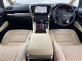 2016 Toyota Alphard Hybrid