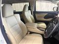 2016 Toyota Alphard Hybrid