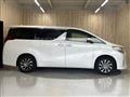 2016 Toyota Alphard Hybrid