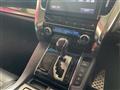 2016 Toyota Alphard Hybrid