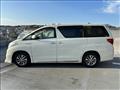 2015 Toyota Alphard Hybrid