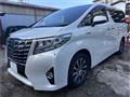 2015 Toyota Alphard Hybrid