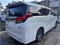 2015 Toyota Alphard Hybrid