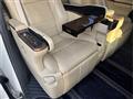 2015 Toyota Alphard Hybrid