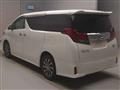 2015 Toyota Alphard Hybrid