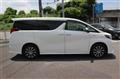 2015 Toyota Alphard Hybrid