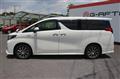 2015 Toyota Alphard Hybrid