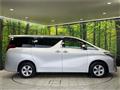 2015 Toyota Alphard Hybrid