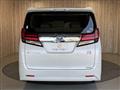 2015 Toyota Alphard Hybrid