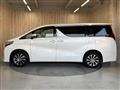 2015 Toyota Alphard Hybrid