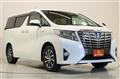 2015 Toyota Alphard Hybrid