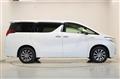 2015 Toyota Alphard Hybrid