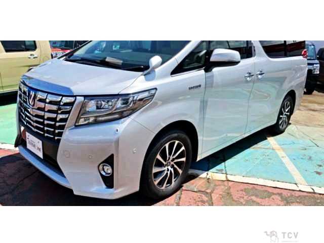 2015 Toyota Alphard Hybrid