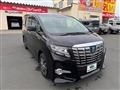 2015 Toyota Alphard Hybrid