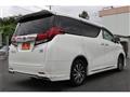 2015 Toyota Alphard Hybrid