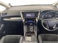 2015 Toyota Alphard Hybrid