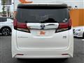 2015 Toyota Alphard Hybrid