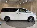 2015 Toyota Alphard Hybrid