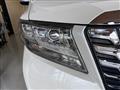 2015 Toyota Alphard Hybrid