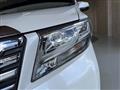 2015 Toyota Alphard Hybrid