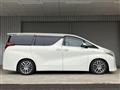 2015 Toyota Alphard Hybrid