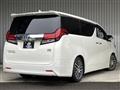 2015 Toyota Alphard Hybrid