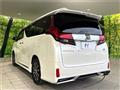 2015 Toyota Alphard Hybrid