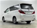 2014 Toyota Alphard Hybrid