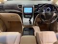 2013 Toyota Alphard Hybrid