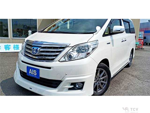 2013 Toyota Alphard Hybrid