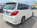 2013 Toyota Alphard Hybrid
