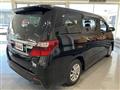 2013 Toyota Alphard Hybrid