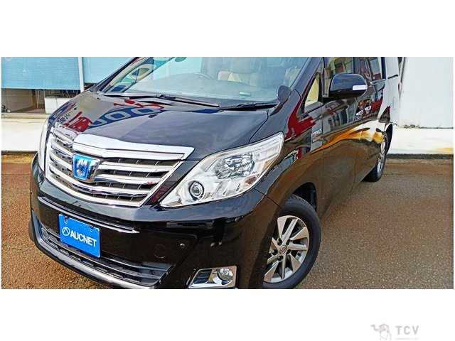 2013 Toyota Alphard Hybrid