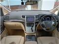 2013 Toyota Alphard Hybrid