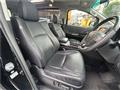 2013 Toyota Alphard Hybrid