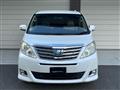 2012 Toyota Alphard Hybrid