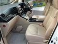 2012 Toyota Alphard Hybrid