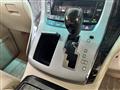 2012 Toyota Alphard Hybrid