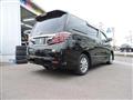 2012 Toyota Alphard Hybrid