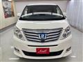 2012 Toyota Alphard Hybrid