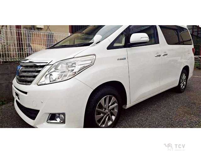 2012 Toyota Alphard Hybrid
