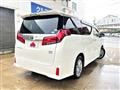2018 Toyota Alphard Hybrid