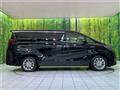 2018 Toyota Alphard Hybrid