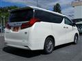 2018 Toyota Alphard Hybrid