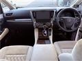 2018 Toyota Alphard Hybrid