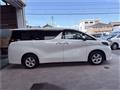 2018 Toyota Alphard Hybrid