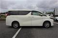 2018 Toyota Alphard Hybrid
