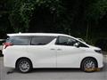 2018 Toyota Alphard Hybrid