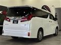 2018 Toyota Alphard Hybrid
